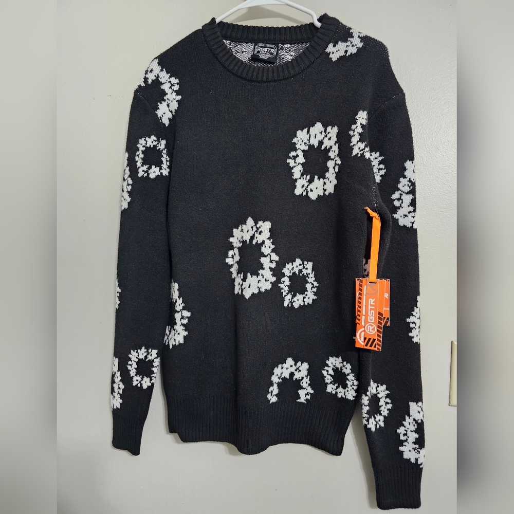 RGSTR Men's Small Floral Patterned Black & White Pullover Crewneck Sweater